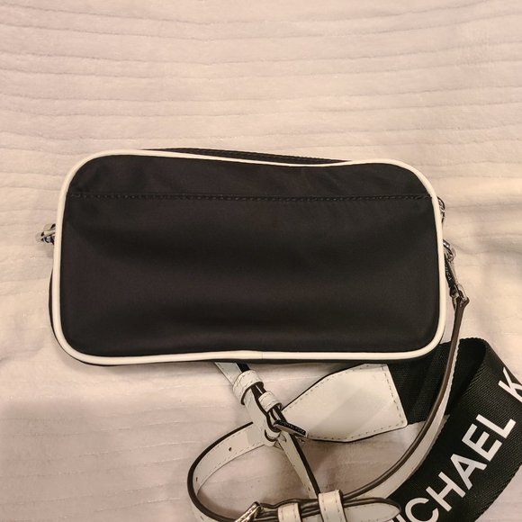 Michael Kors Connie Crossbody Camera Bag - Picture 2 of 12